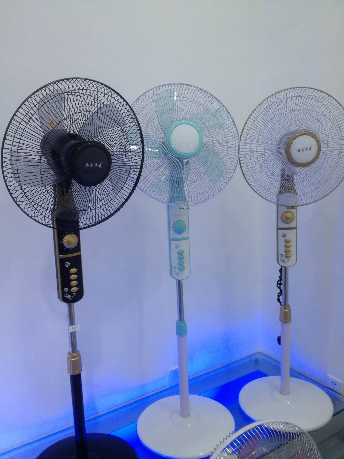 礼品供应特价优质家用16寸a07落地扇 静音无遥控电扇厂家批发风扇