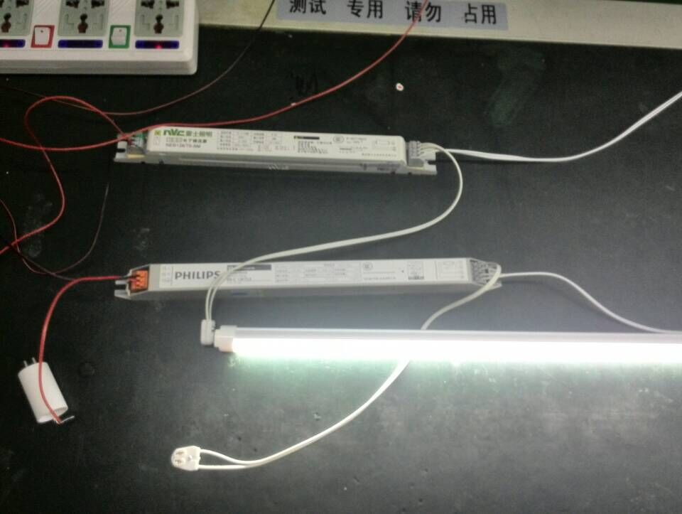 t5分体灯管 t5分体内置电源灯管 t5分体led日光灯管 超市改造