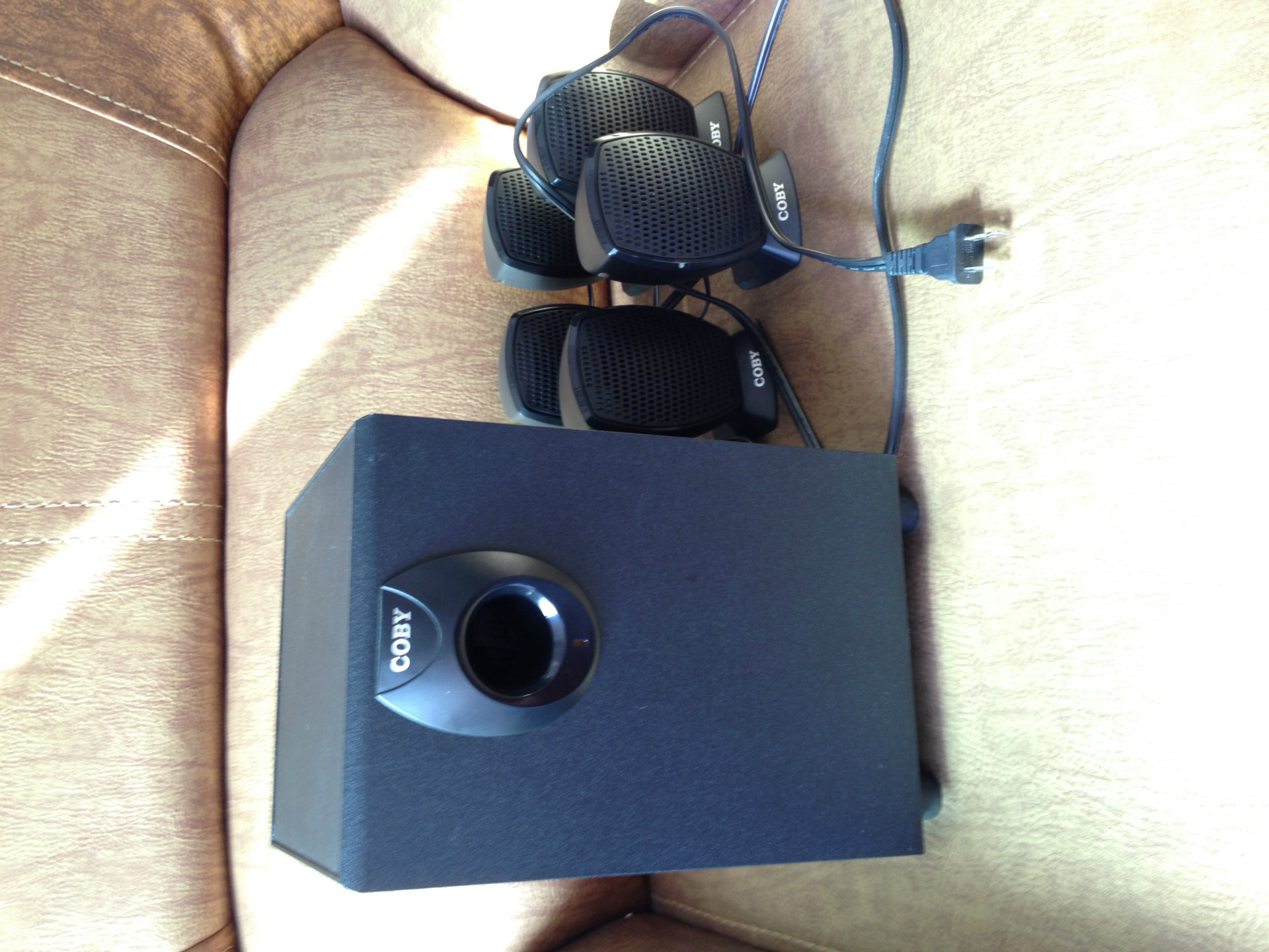 库存全新美国coby 5.1声道电脑音箱家庭影院音箱送转换头超低价