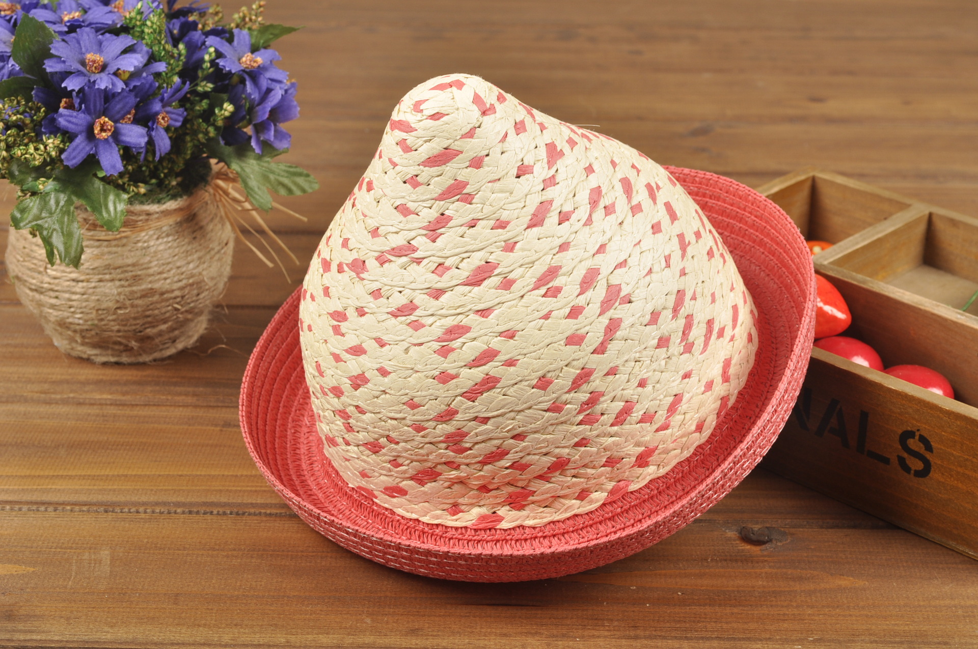 韩版新品糖果色可爱女巫尖顶草帽子男女潮夏季防晒沙滩遮阳帽