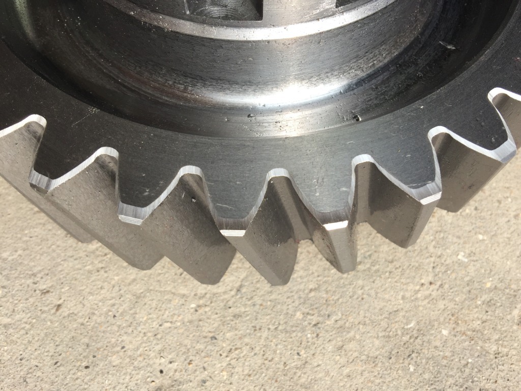 中旗国际齿轮倒棱机,齿轮倒角机,齿轮去毛刺倒角机生产厂家