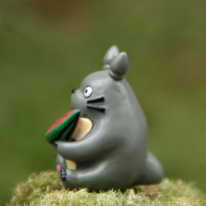 宫崎骏夏季吃西瓜龙猫手办微景观园艺饰物diy多肉苔藓造景公仔