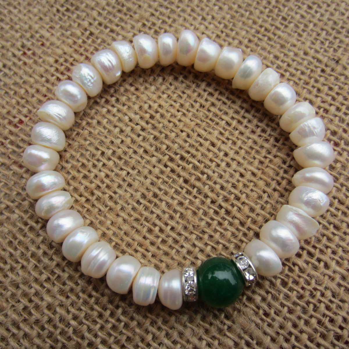 湖南衡阳珍珠佛珠手链 女式 6*8mm 天然淡水珍珠带绿玛瑙隔珠手串价格