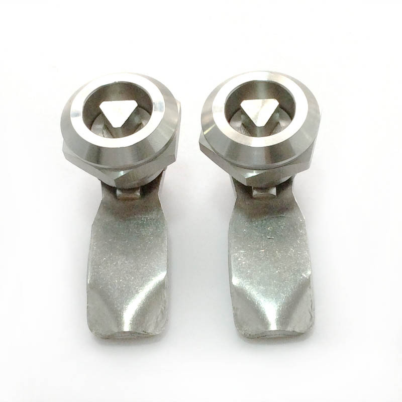 热销供应 三角8mm不锈钢转舌锁 火车三角门锁 工业机械门锁