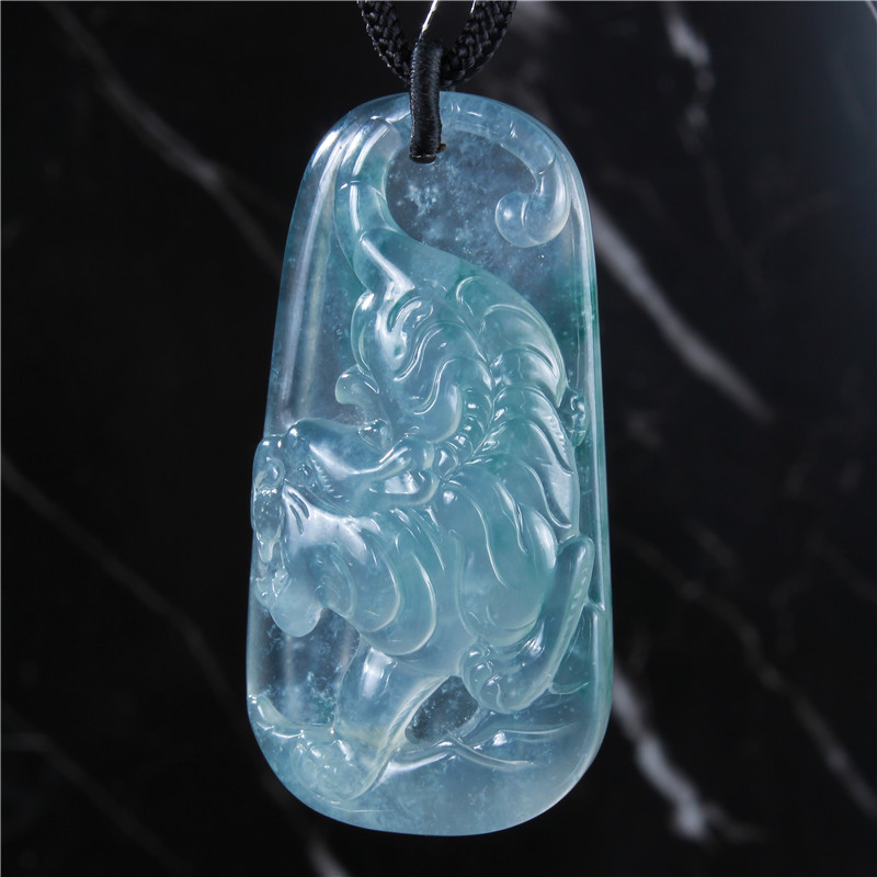 吊坠翡翠玉器玉虎 老虎吊坠牌子虎虎生威