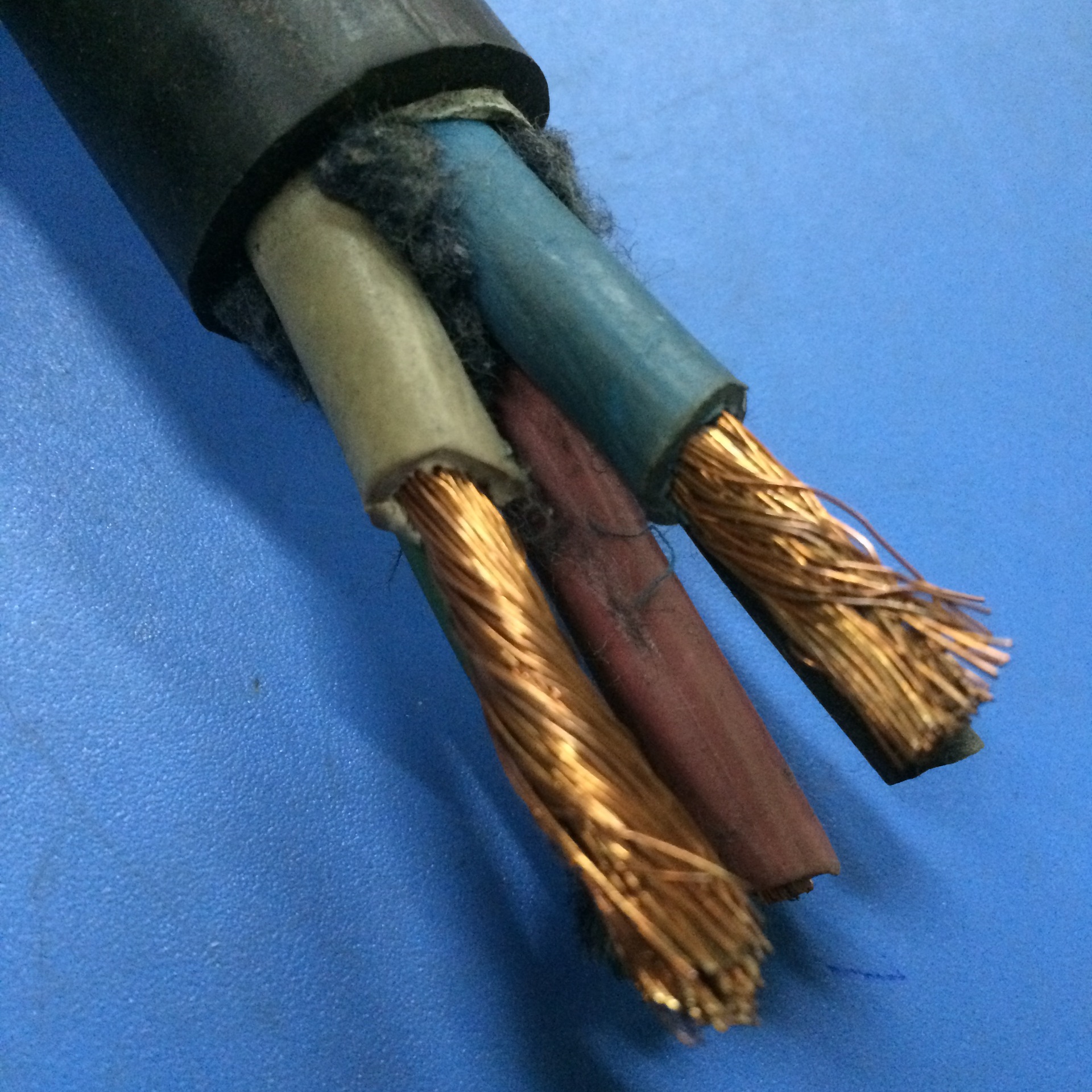 厂家热销 yc通用橡套软电缆3*16 2 中型防腐耐油橡套电缆线