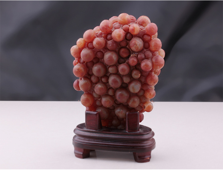 川东珠宝 天然半宝石天然红玛瑙葡萄精美雕刻摆件家装必备招财