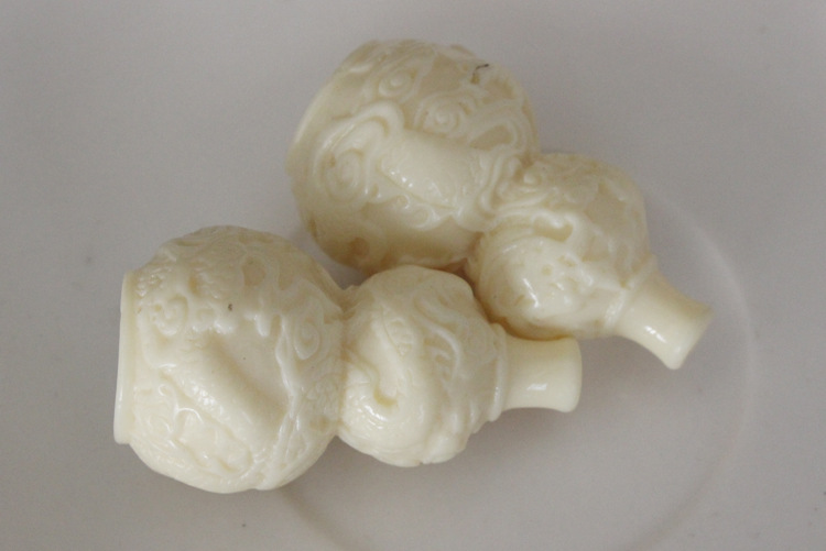 高仿合成仿象牙佛手 飞龙仿象牙葫芦吊坠 汽车挂件佛珠饰品配件