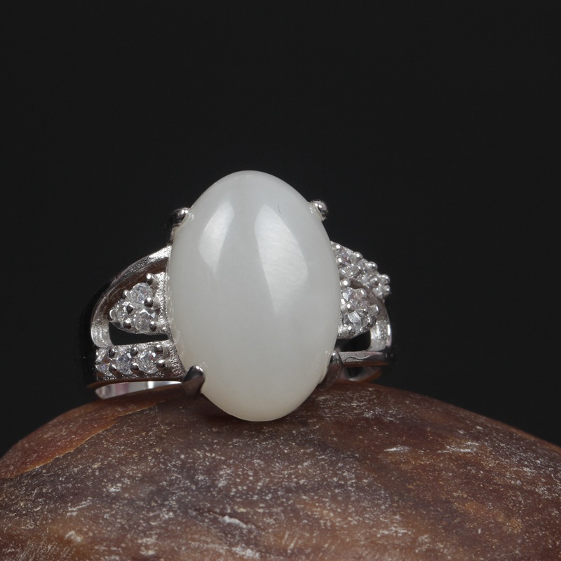 正品天然925银镶嵌新疆和田玉白玉钻戒指精致钻的款是批发