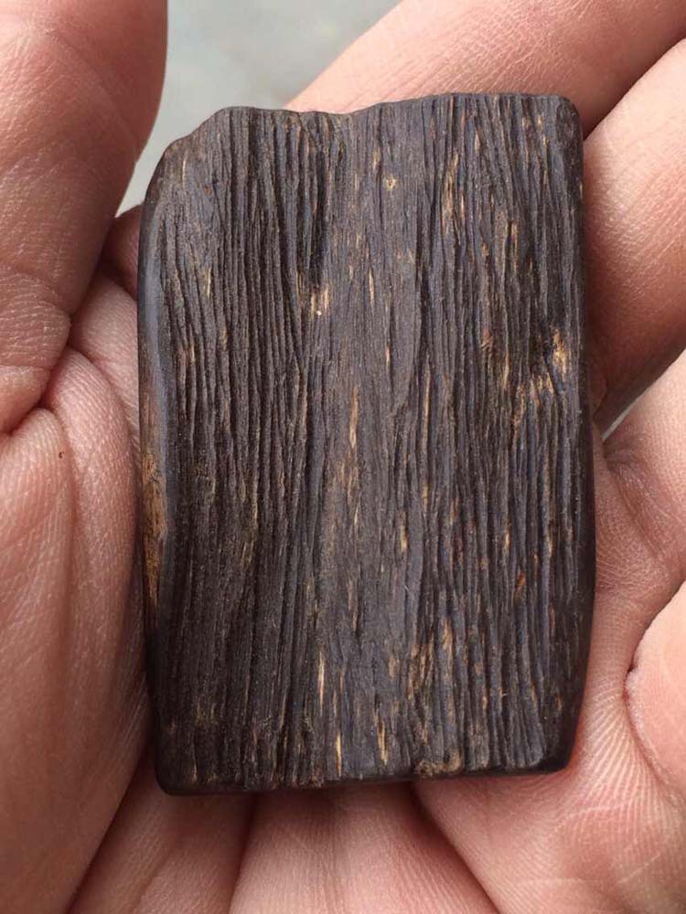 纯天然沉水老料 文莱沉香小挂件龙牌雕件吊坠手把件 沉香摆件挂饰