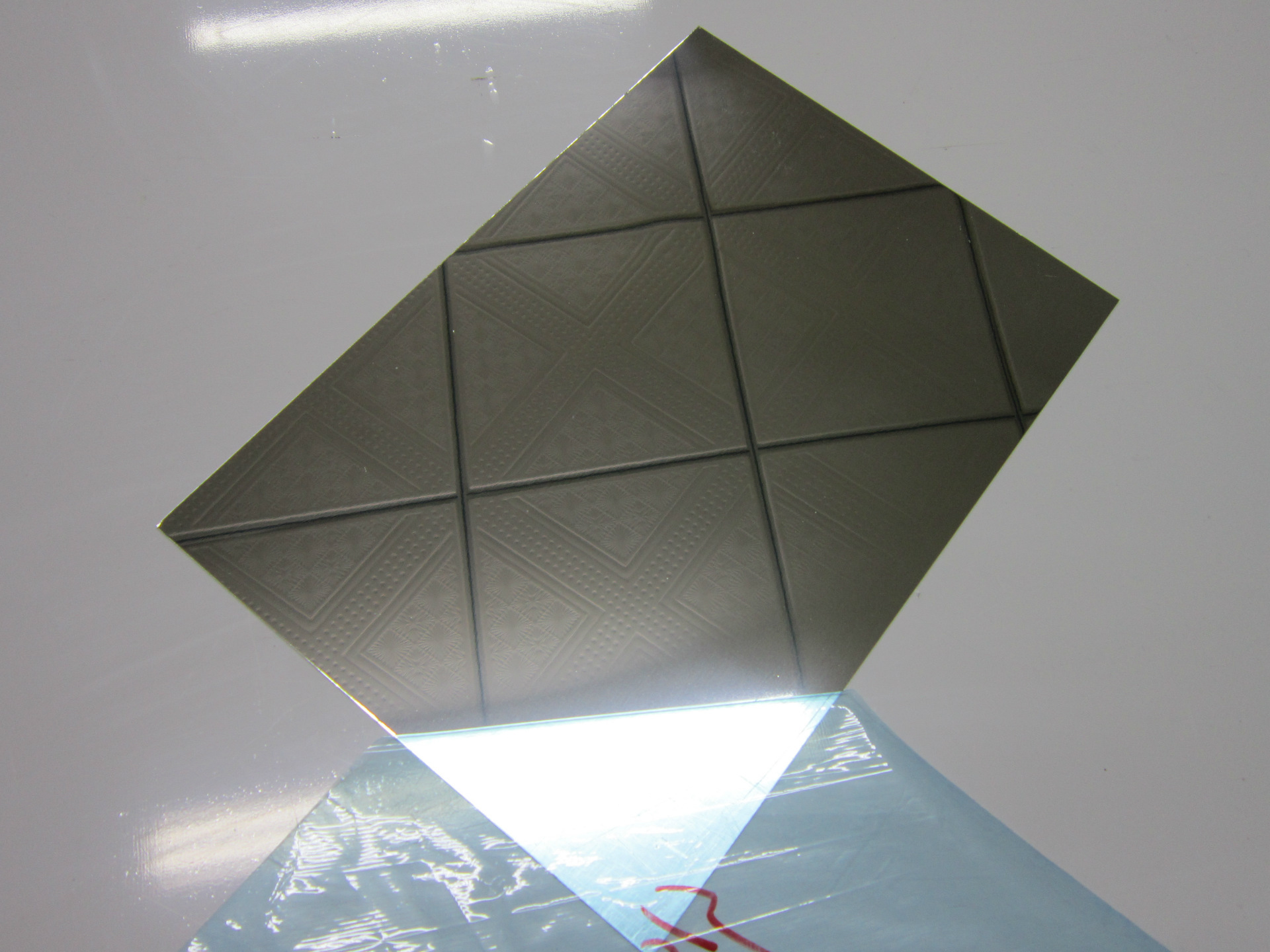 销售进口镜面铝 320g德国安铝 灯饰照明反光板 可分条加工