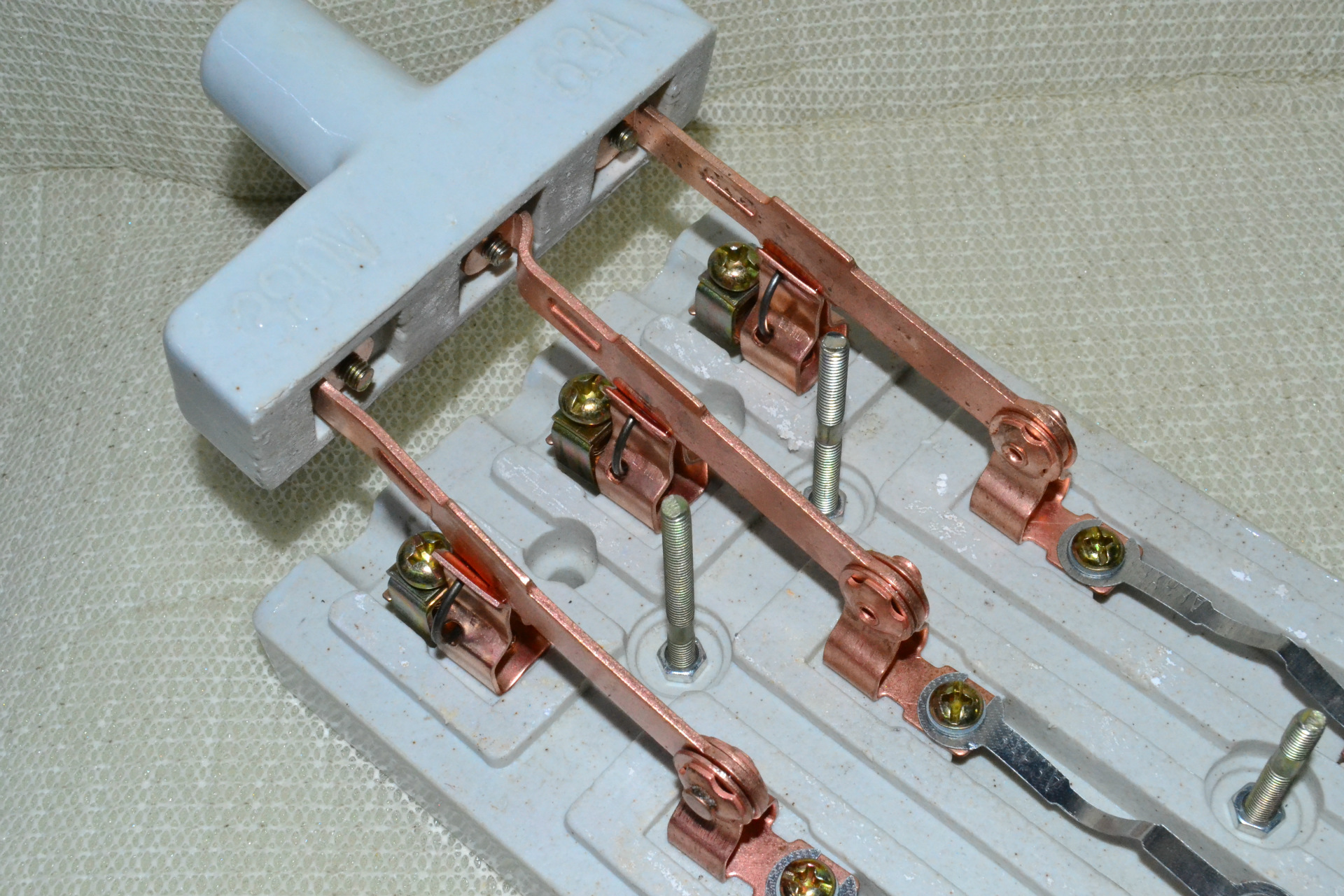 【hk2 3p63a三相 闸刀开关380v 黑色瓷底闸刀开关刀闸 负荷式开关】