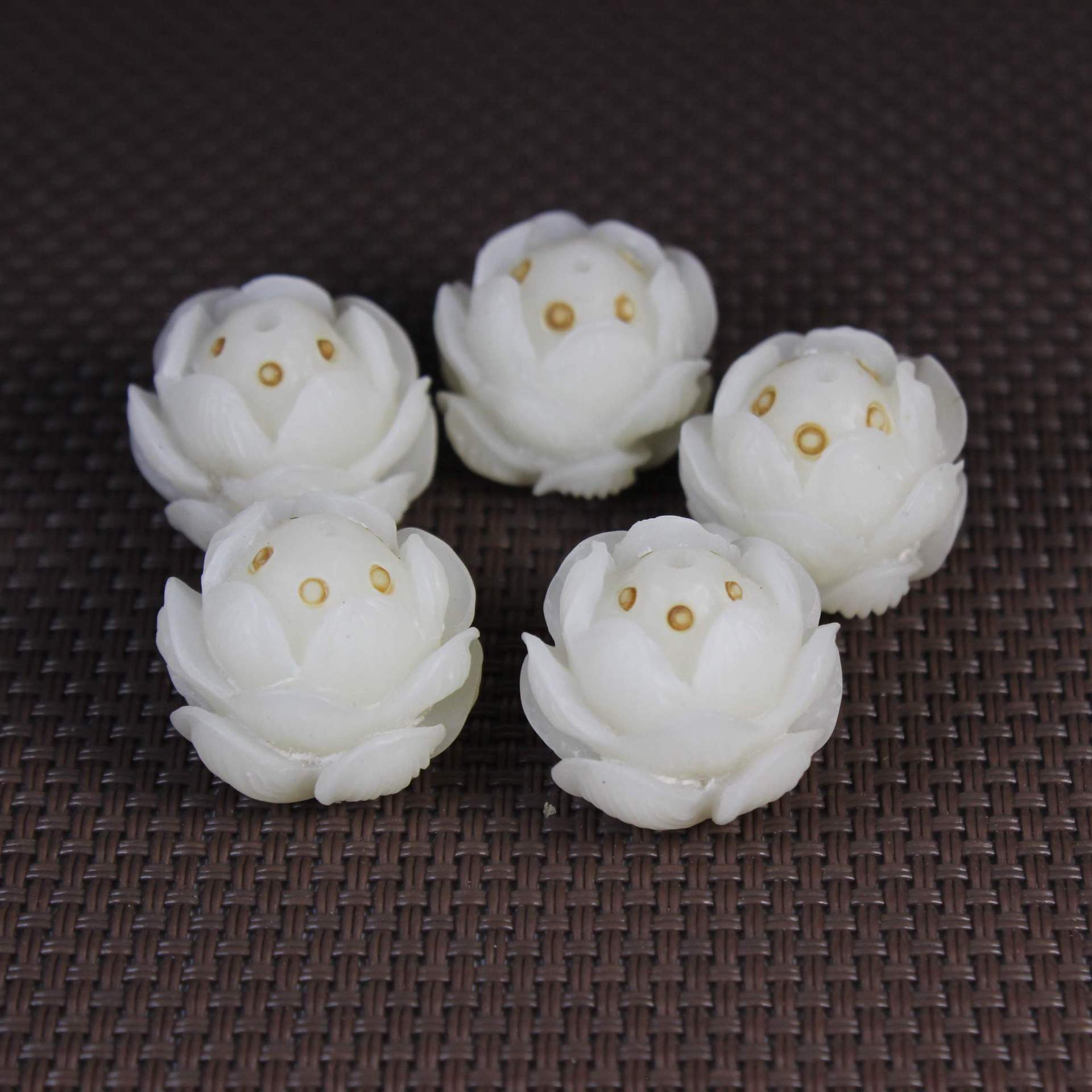 白菩提根 天然白菩提根雕刻件 荷花