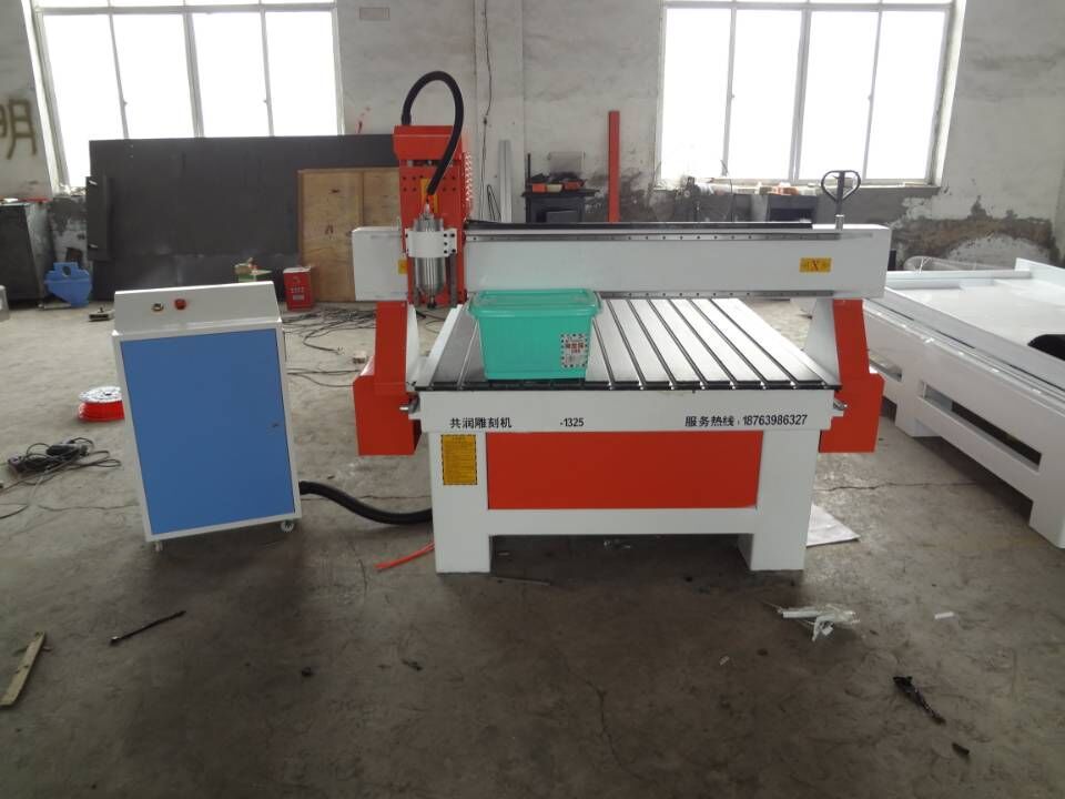 1325电脑雕刻机 齿条机 木工雕刻机 实木雕刻 广告 屏风