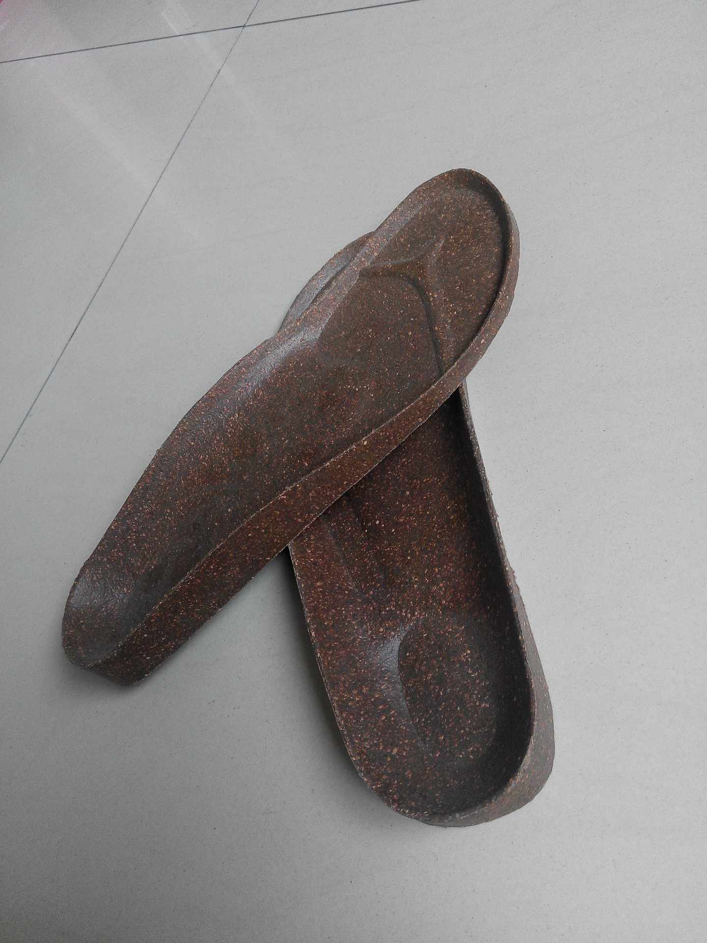 软木底 橡胶 底勃肯鞋沙滩鞋软木拖鞋中底 来样订做 环保定制