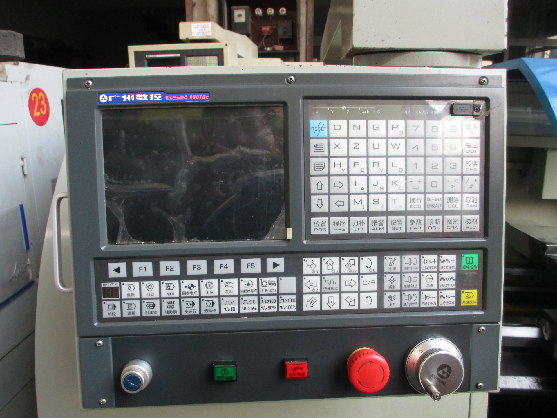 江苏南通供应2014年3月盐城产ck6140x750knd系统的数控车床价格