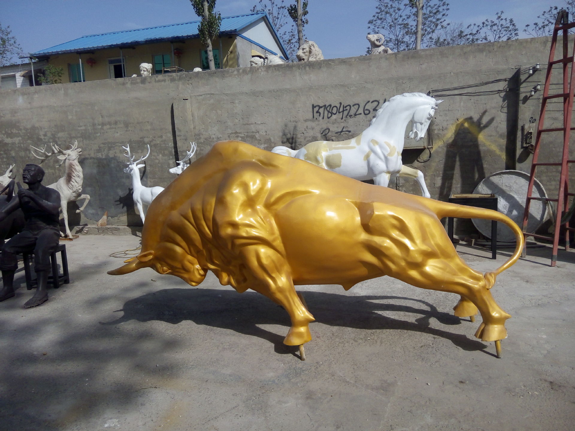 加工定做玻璃钢雕塑牛 景观雕塑 雕塑工艺品
