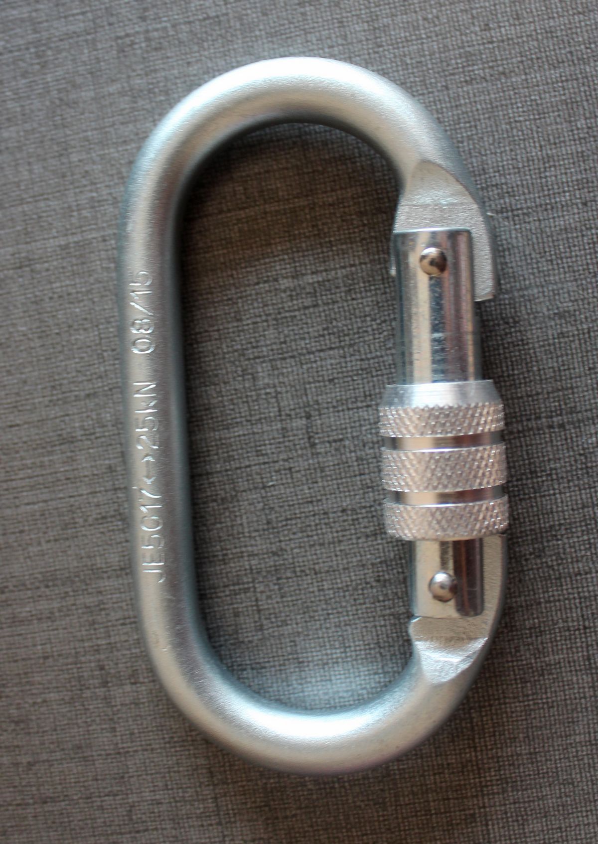 批量定制 o型攀岩主锁 25kn 超强钢锁 工程连接锁 破断拉力2500kg