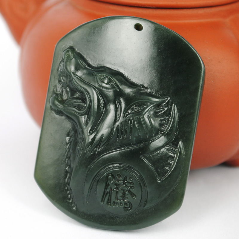 天然 正品 新疆 和田玉 青玉狼头吊坠 男款 青玉狼图腾挂件玉坠