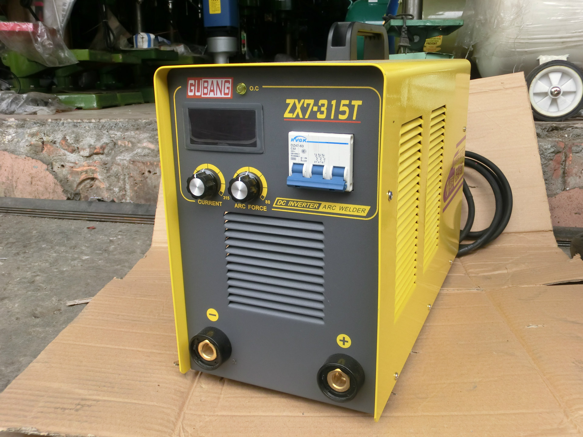 固邦焊机 zx7-200t550元zx7-250t850元