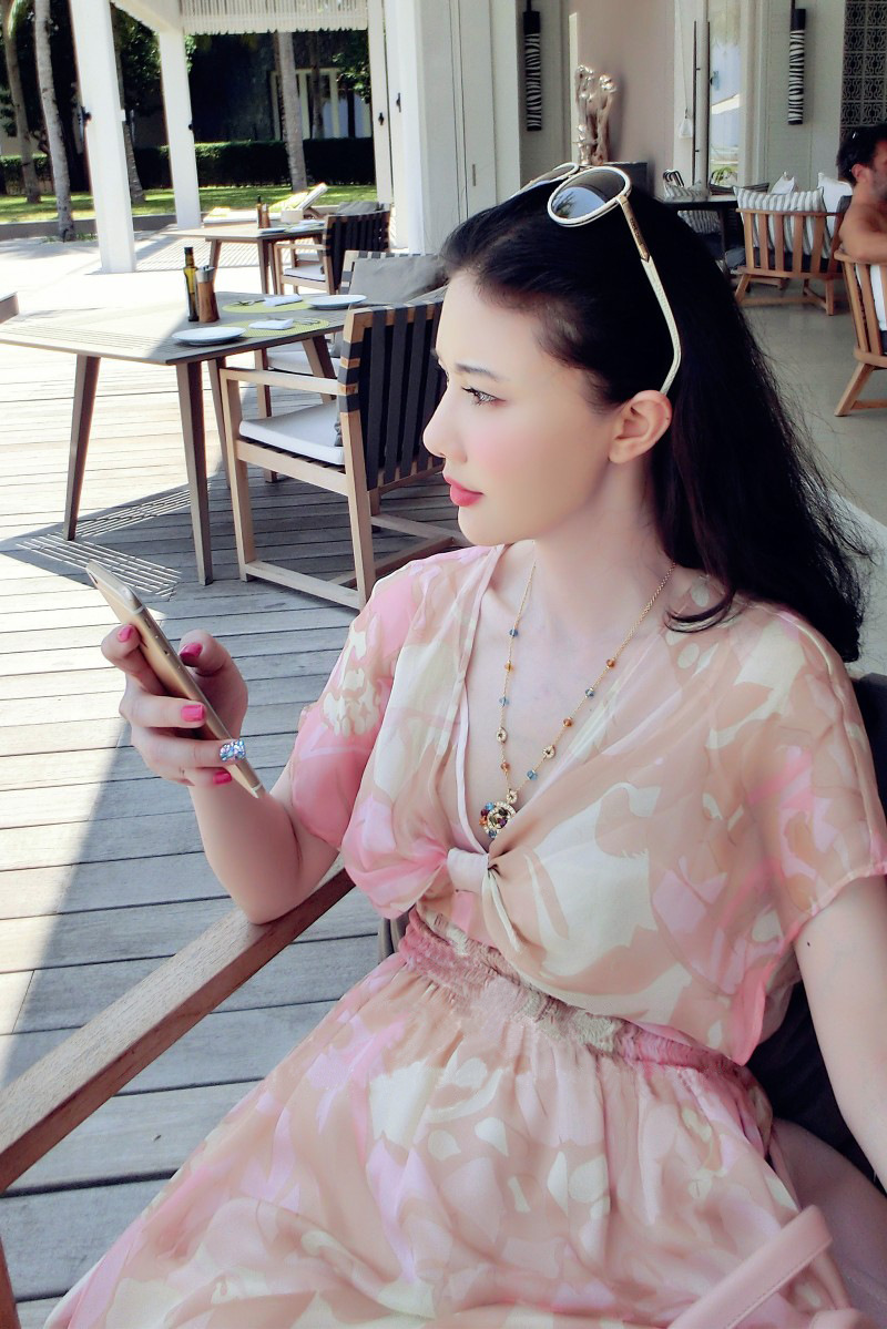 2015夏季刘钰懿纺v领蝴蝶结性感粉色印花真丝雪纺连衣