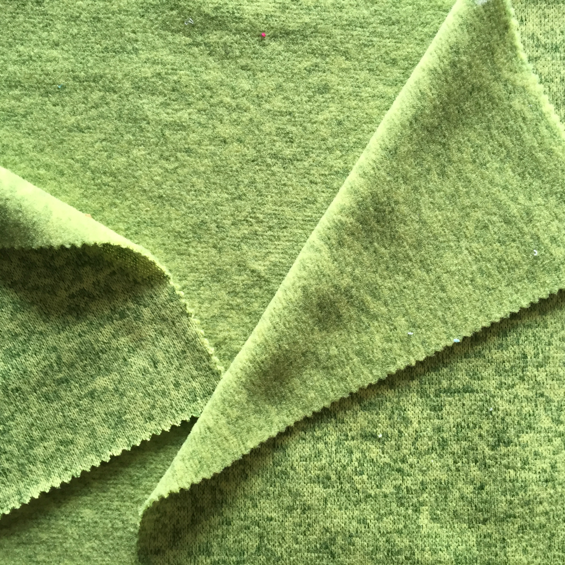 批发全涤拉毛绒 涤纶拉毛布 毛圈卫衣布染色布料